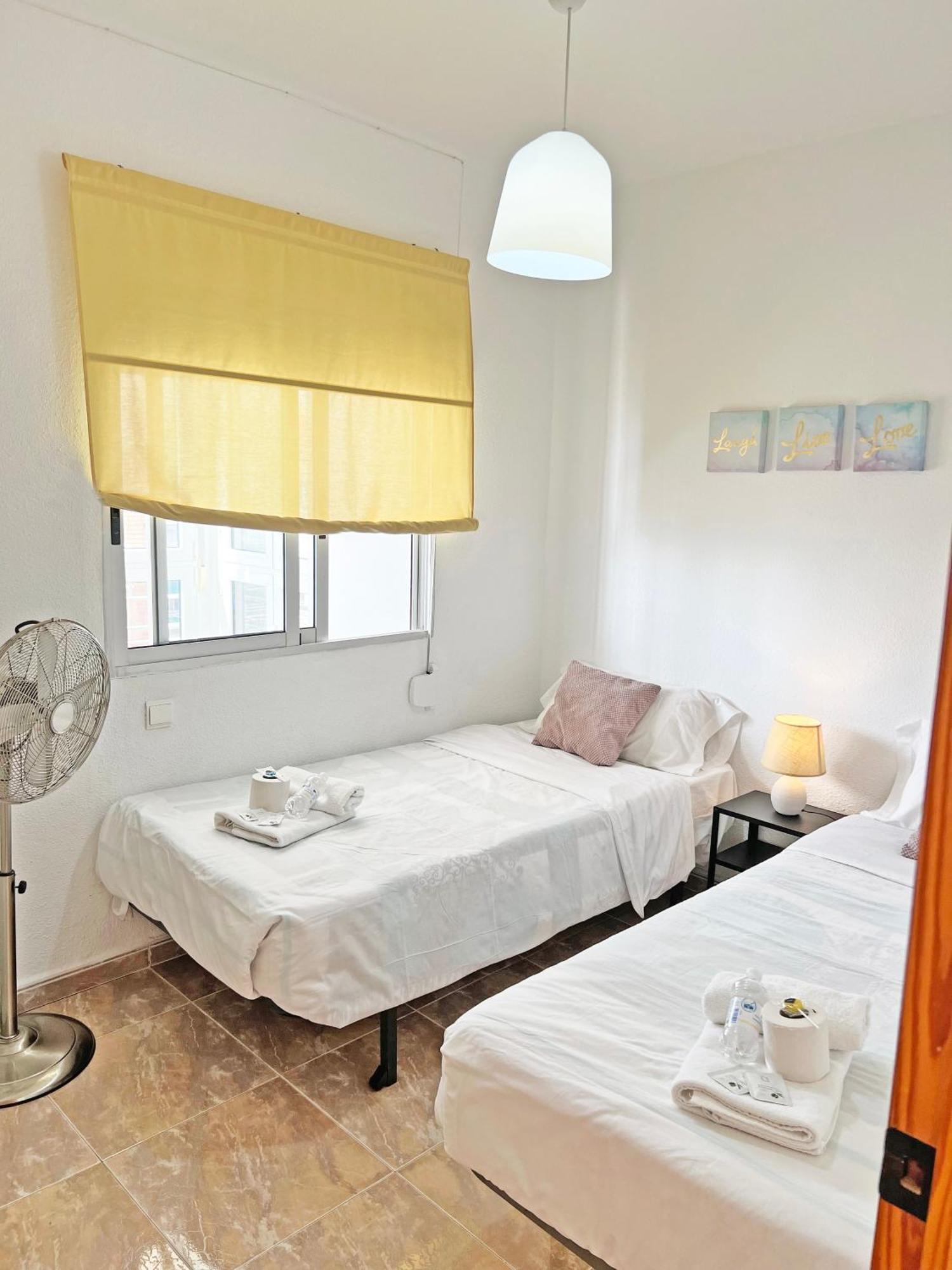 Atico Frente Al Mar 2 Terrazas Barbacoa Y Parking Sujeto A Disponibilidad Apartment El Campello Exterior foto