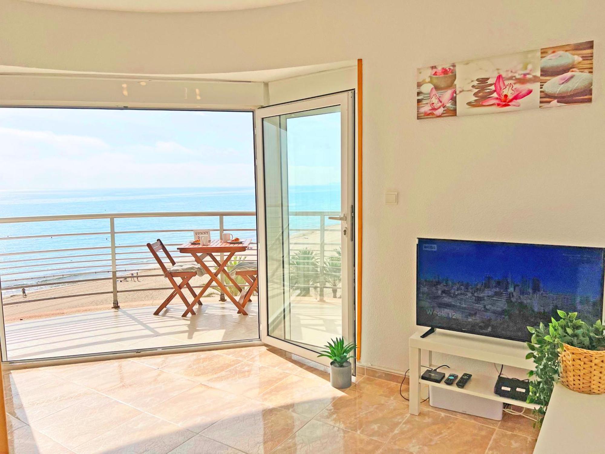 Atico Frente Al Mar 2 Terrazas Barbacoa Y Parking Sujeto A Disponibilidad Apartment El Campello Exterior foto