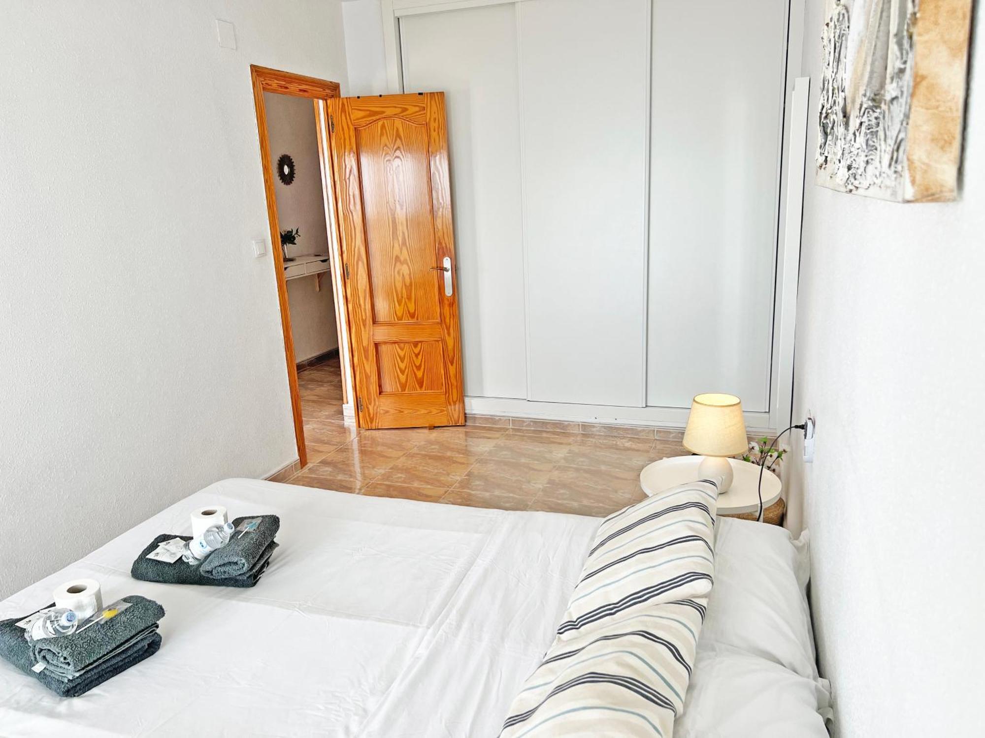 Atico Frente Al Mar 2 Terrazas Barbacoa Y Parking Sujeto A Disponibilidad Apartment El Campello Exterior foto