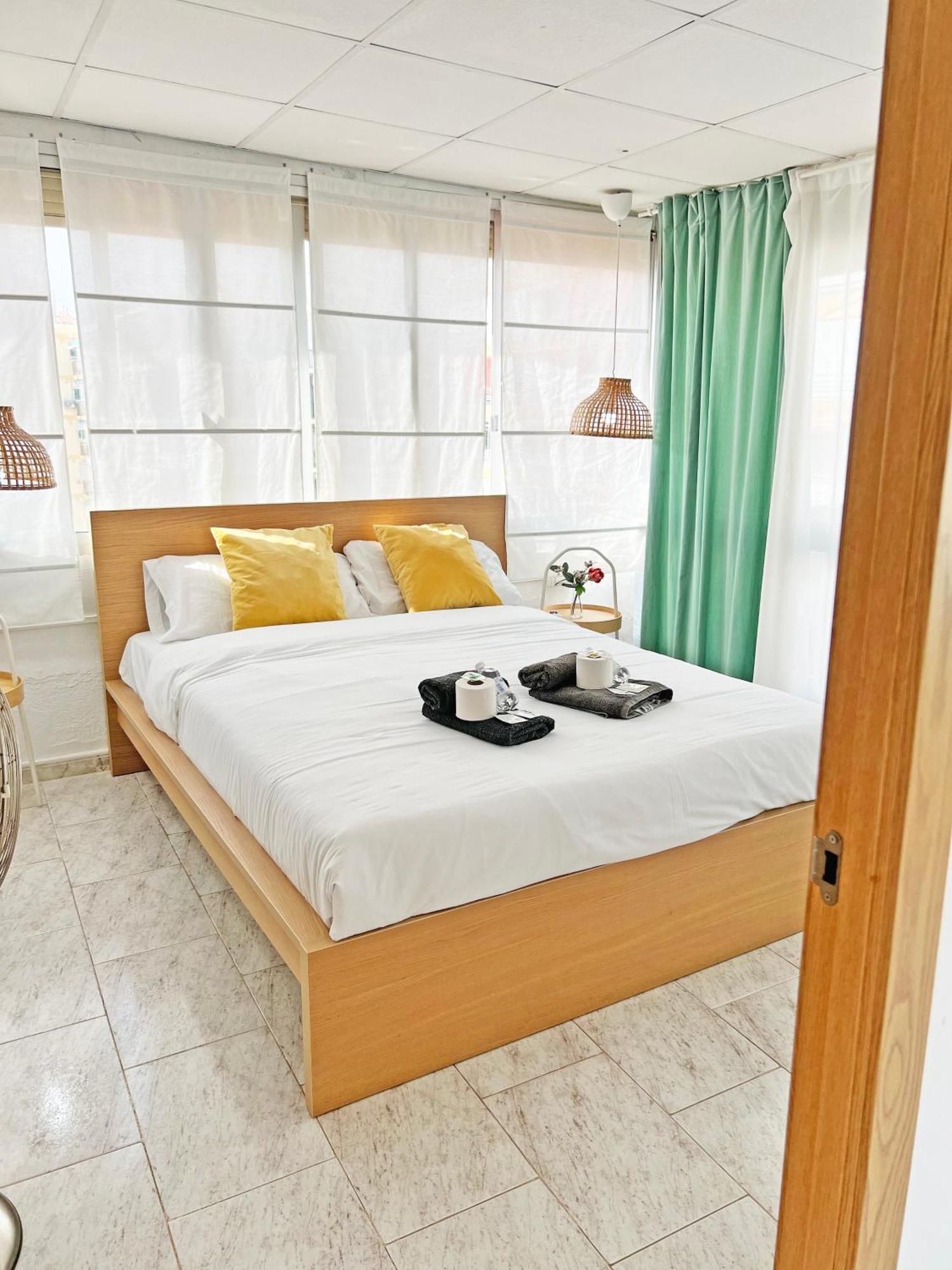 Atico Frente Al Mar 2 Terrazas Barbacoa Y Parking Sujeto A Disponibilidad Apartment El Campello Exterior foto