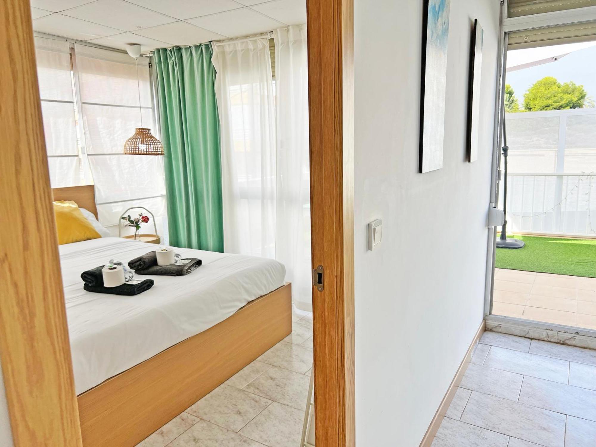 Atico Frente Al Mar 2 Terrazas Barbacoa Y Parking Sujeto A Disponibilidad Apartment El Campello Exterior foto