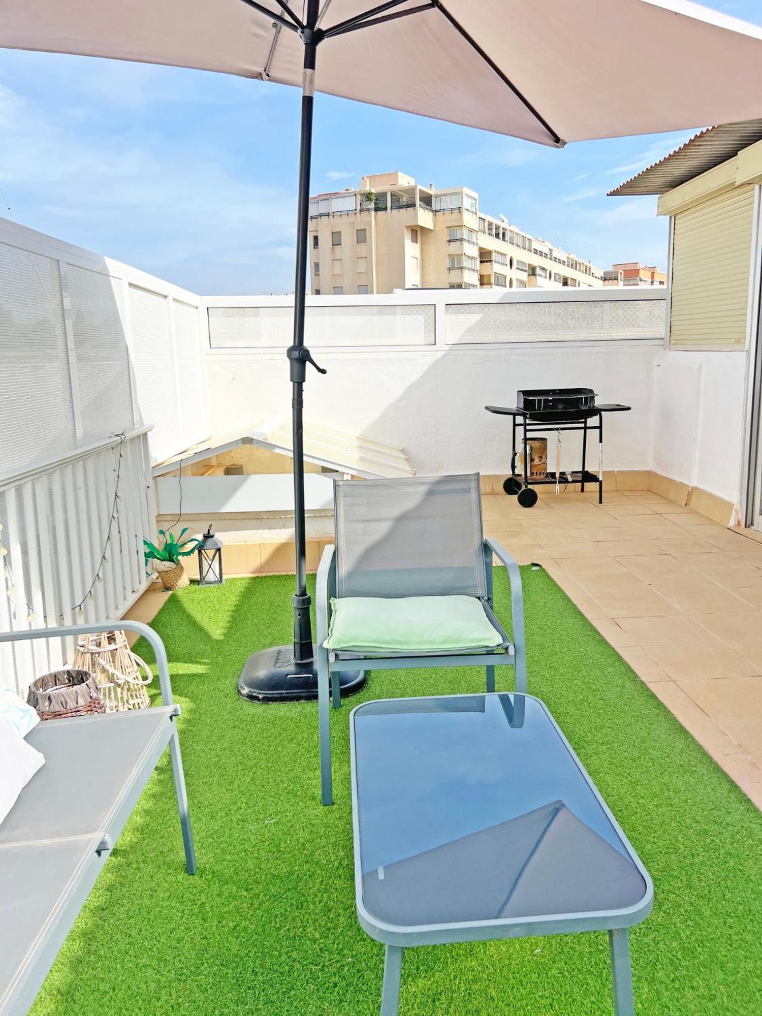 Atico Frente Al Mar 2 Terrazas Barbacoa Y Parking Sujeto A Disponibilidad Apartment El Campello Exterior foto