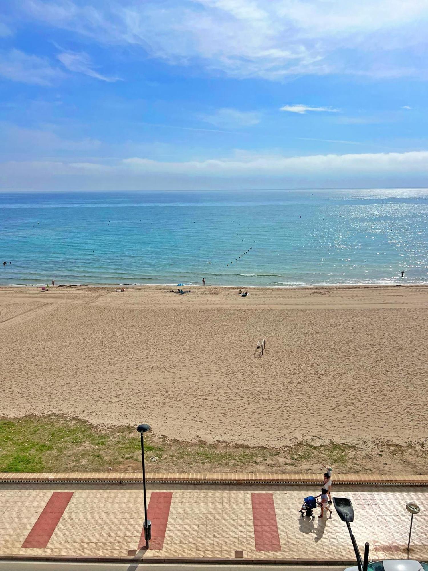 Atico Frente Al Mar 2 Terrazas Barbacoa Y Parking Sujeto A Disponibilidad Apartment El Campello Exterior foto